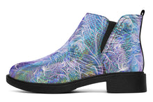Saphira Neat Boots