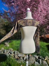 Sale: XS Give it a Whirl Shrug