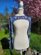Sale: Small Suwampee Shrug