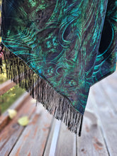 Meganeuropsis Velvet Hooded Pashmina