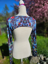 Sale: Small Suwampee Shrug